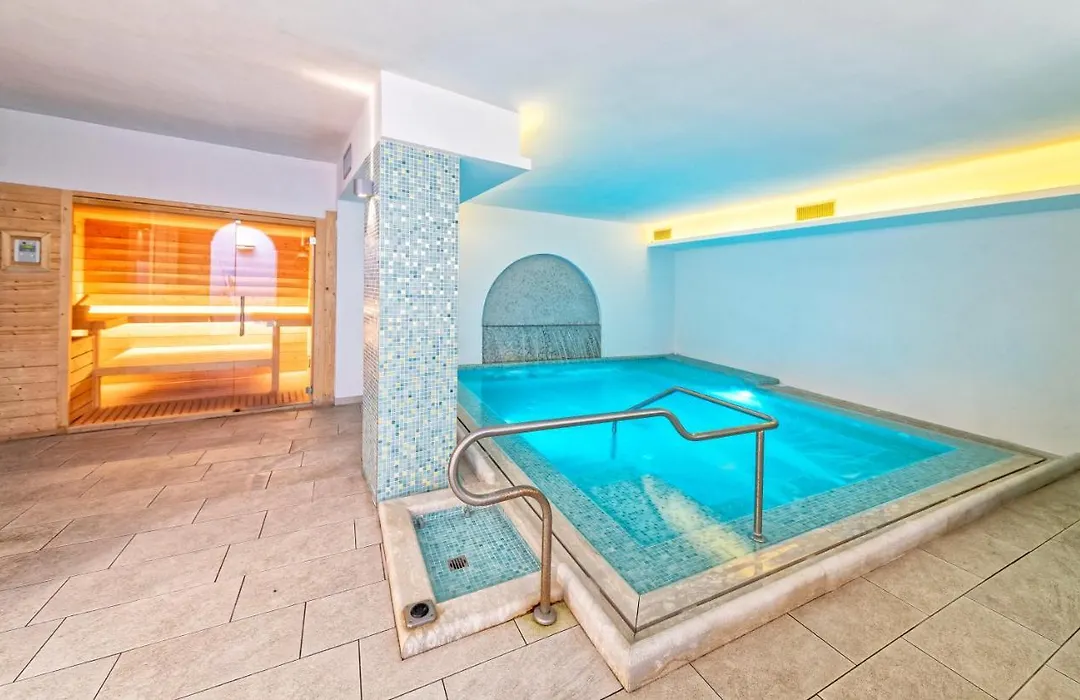Le Canne Family & Hotell