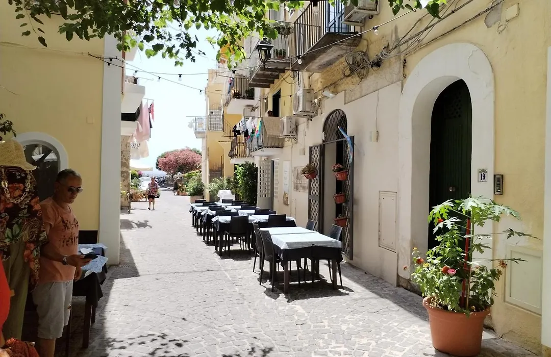 Ponte Romantico 8 Posti Letto Сasa de vacaciones Isquia